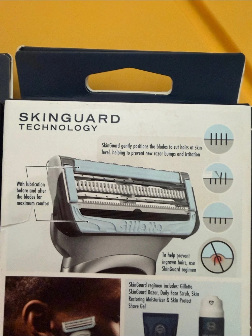 🌴2 packs 1 Gillette  Skinguard  Razors